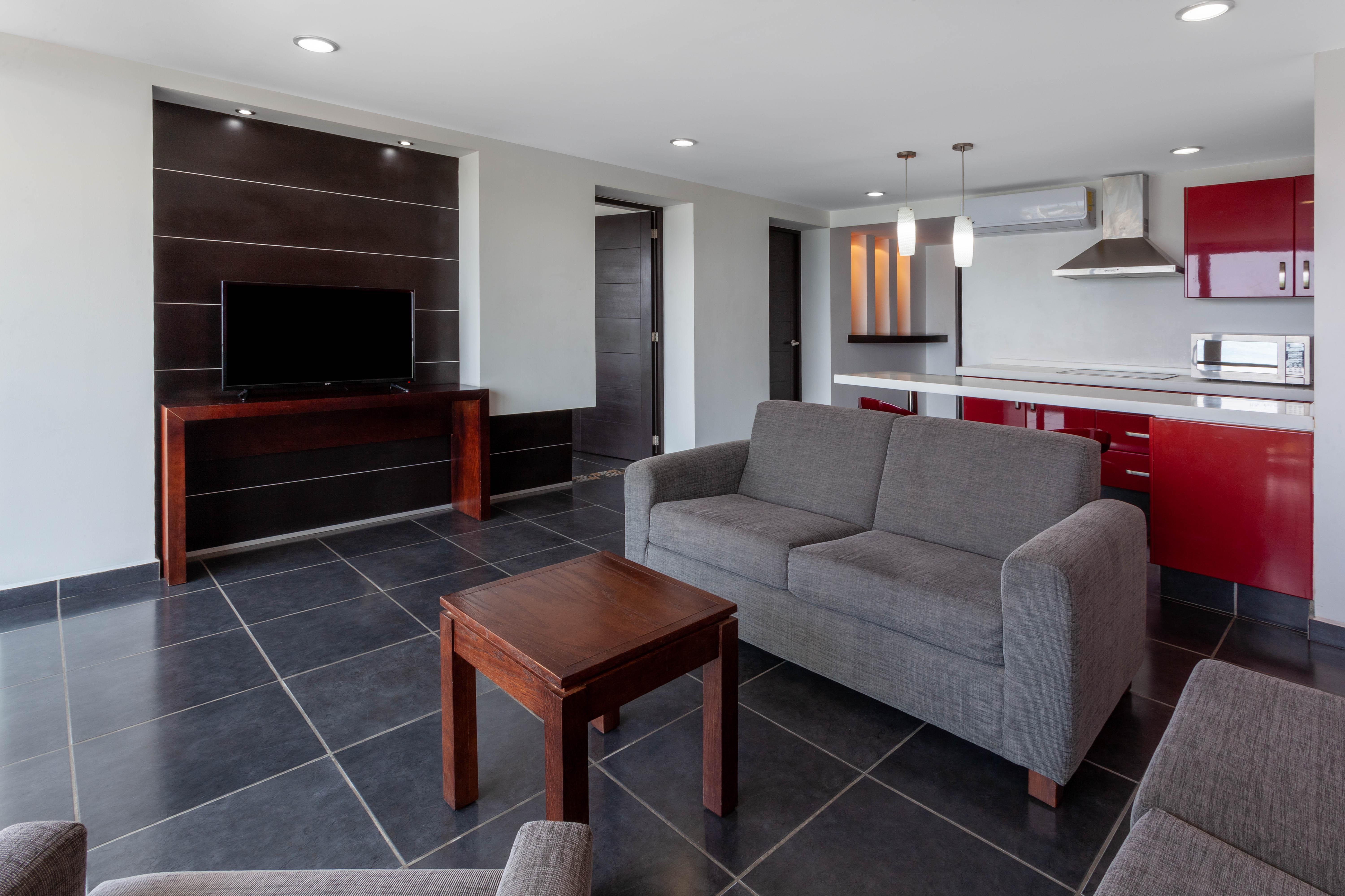 Ramada By Wyndham Acapulco Hotel & Suites Екстер'єр фото