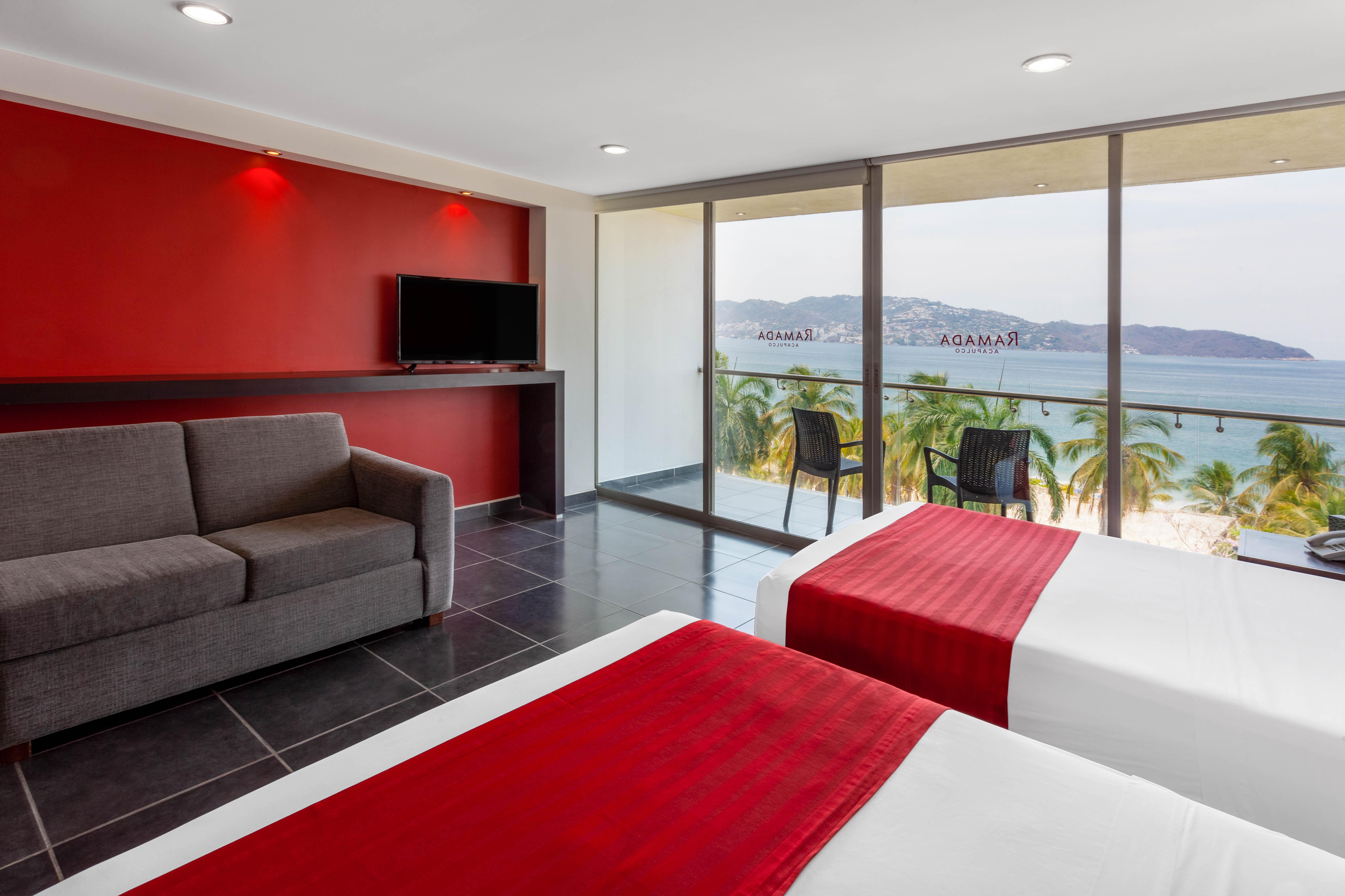 Ramada By Wyndham Acapulco Hotel & Suites Екстер'єр фото
