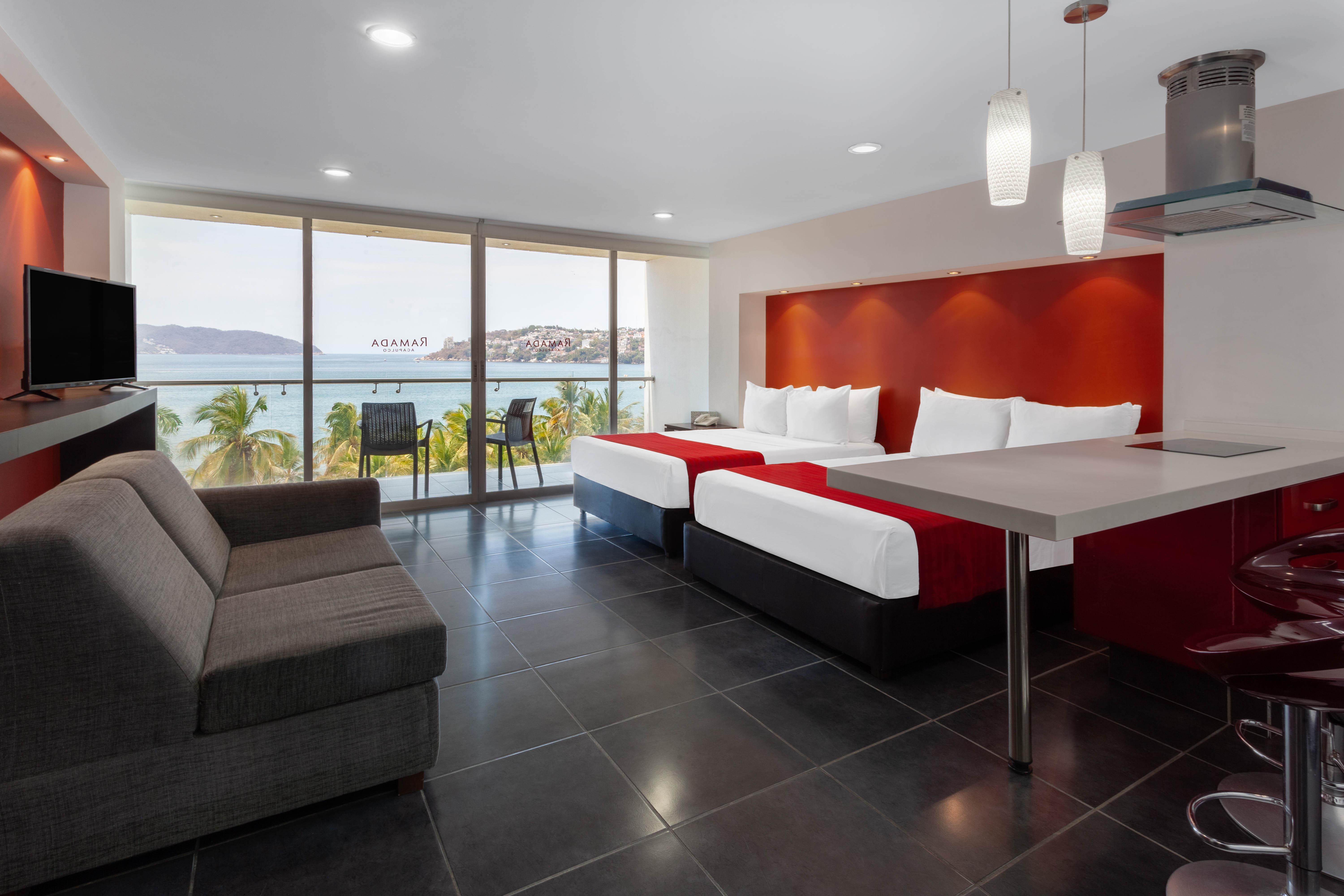 Ramada By Wyndham Acapulco Hotel & Suites Екстер'єр фото