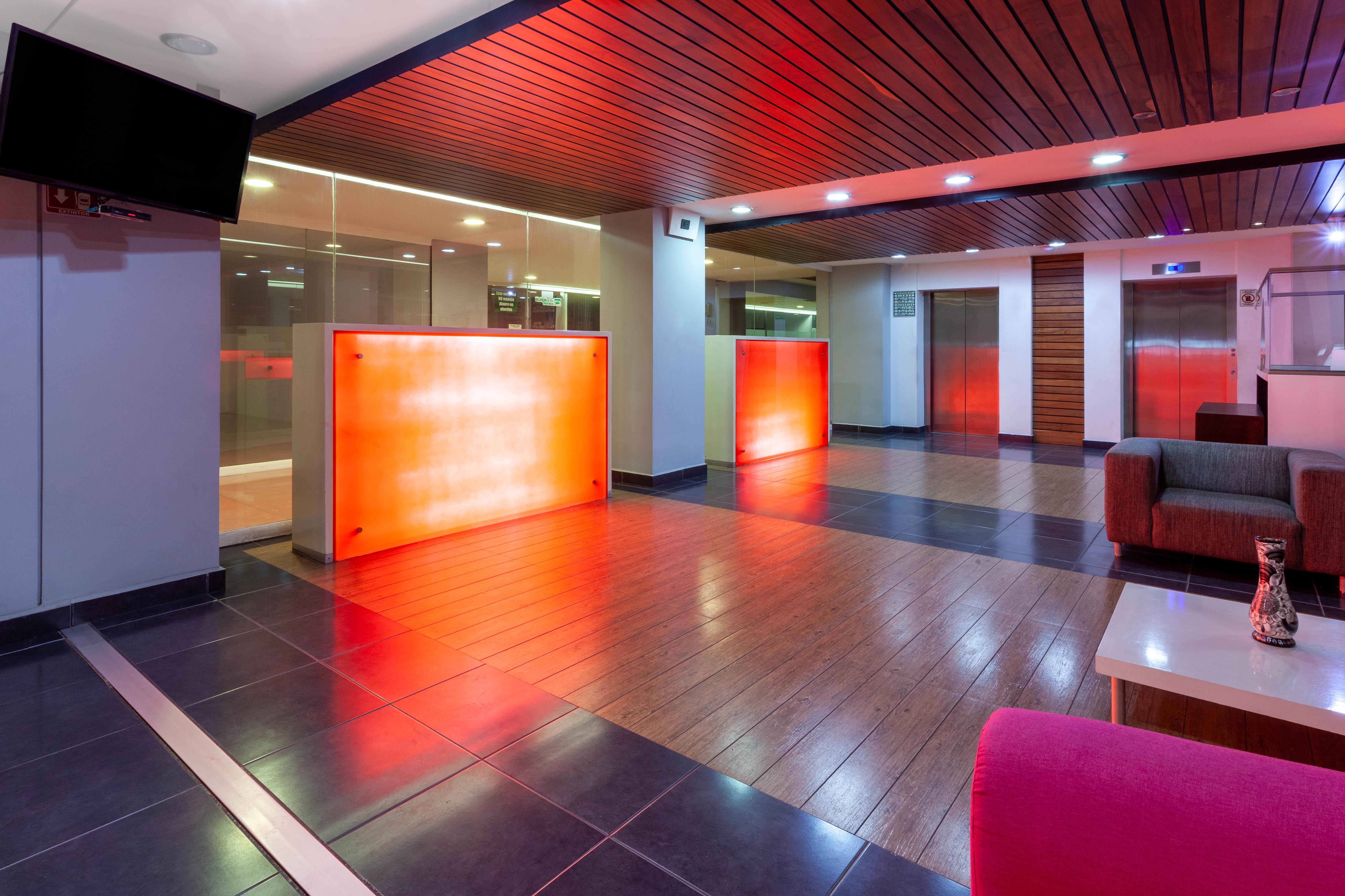 Ramada By Wyndham Acapulco Hotel & Suites Екстер'єр фото
